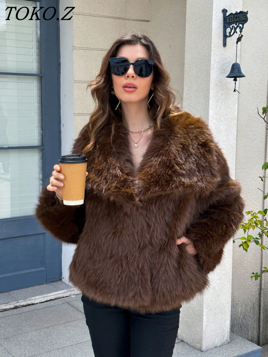 Street Fashion Toko - TOKO Women 2026 Faux Fur Coat