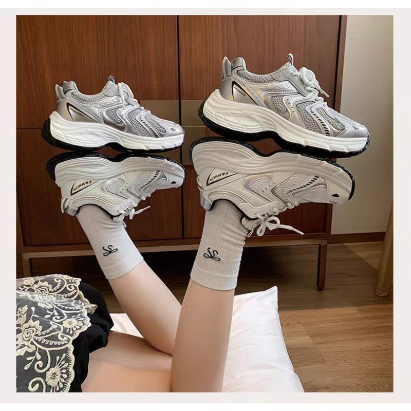 2026 Spring Women Unky Dad Sne - Street Fashion In Korea review and price